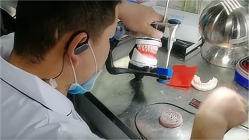 dental lab Technician